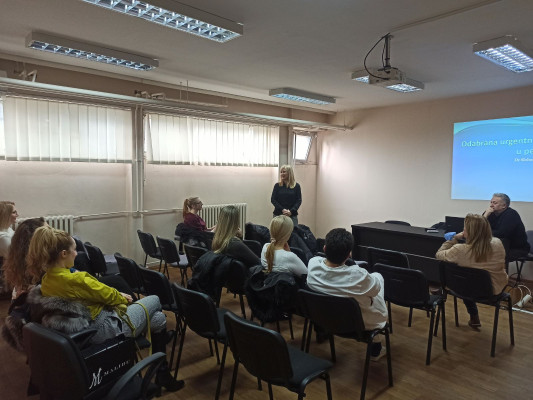 IMG-7e5d2fd13688cf2c3fe54cfb63bc3f67-V